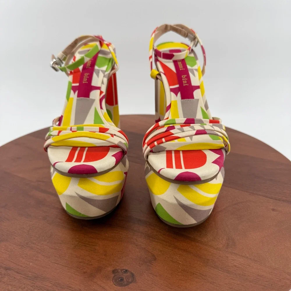 Gianni Bini Womens 7M Multicolor Geometric Abstract Platform Block Heel Sandals